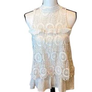 Entro Cream Lace Sleeveless Blouse medium